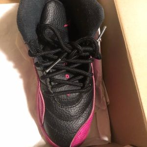 Pink and black retro 12
